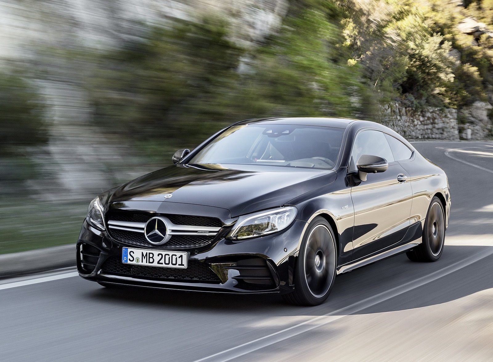 MERCEDES BENZ AMG C43 IELTS WINDOW