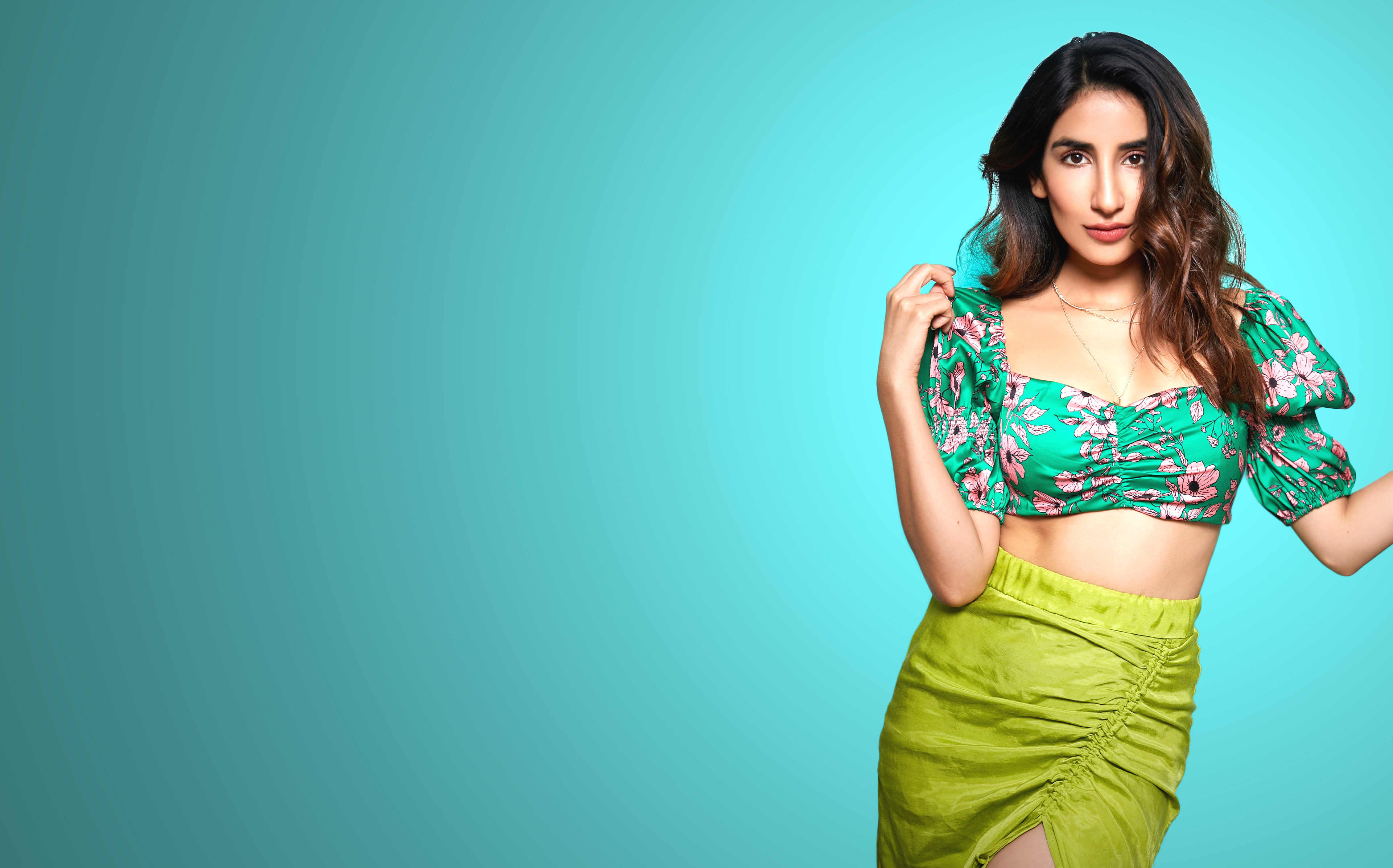 Parul Gulati 4k Ultra HD Wallpaper