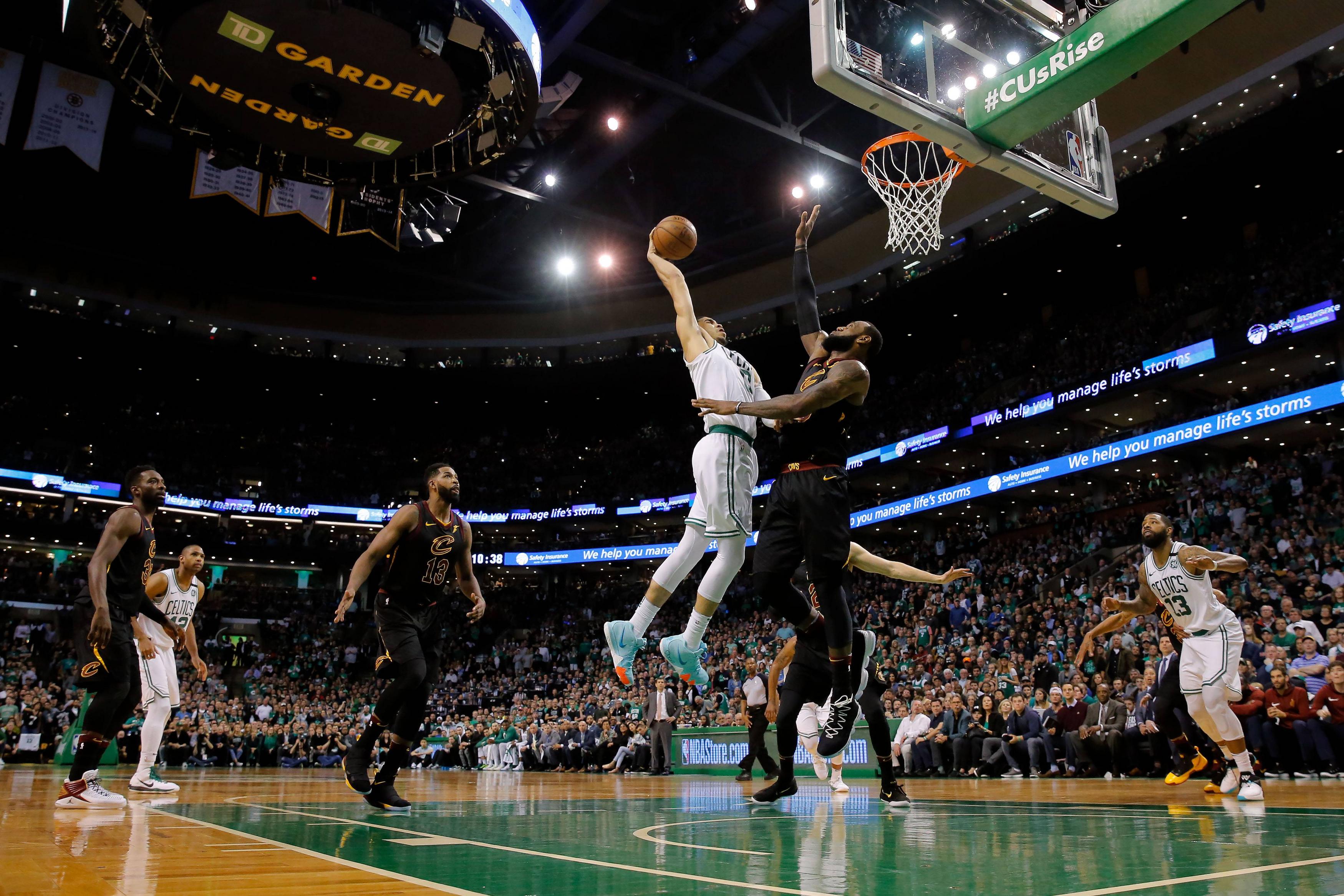 Does anyone have phone wallpaper of Jayson Tatum dunking on Lebron in the 2017 ECF?