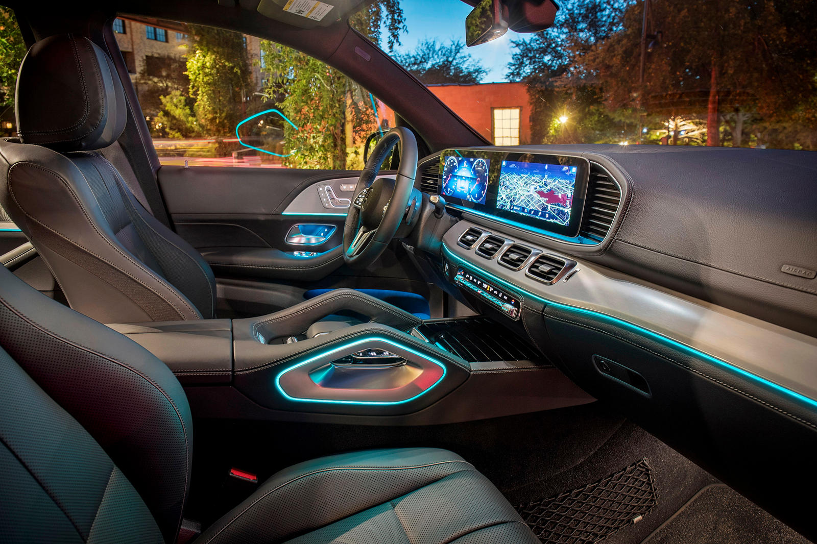 2022 Mercedes Benz GLE Class SUV Interior Photo