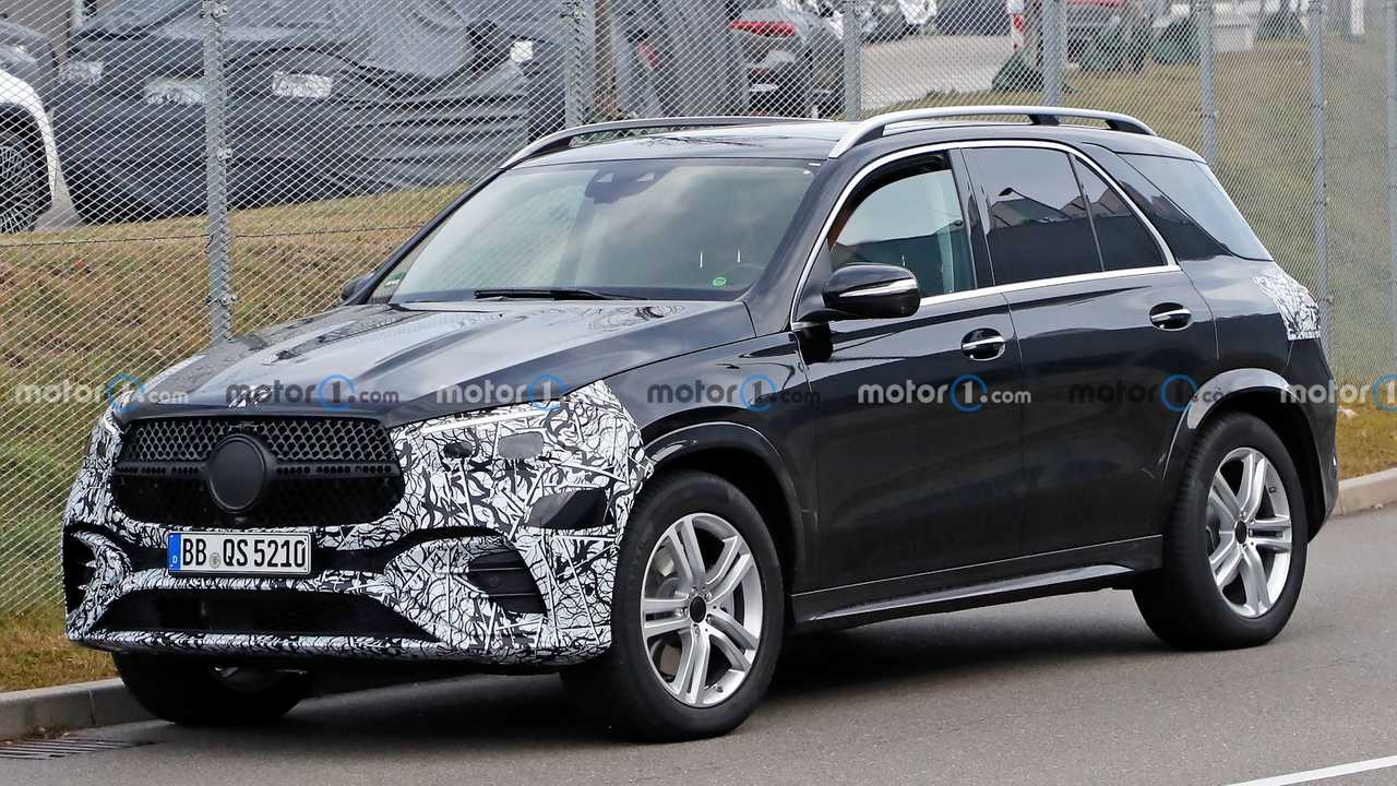 Mercedes GLE Spy Shots Capture Crossover Covered In Little Camo
