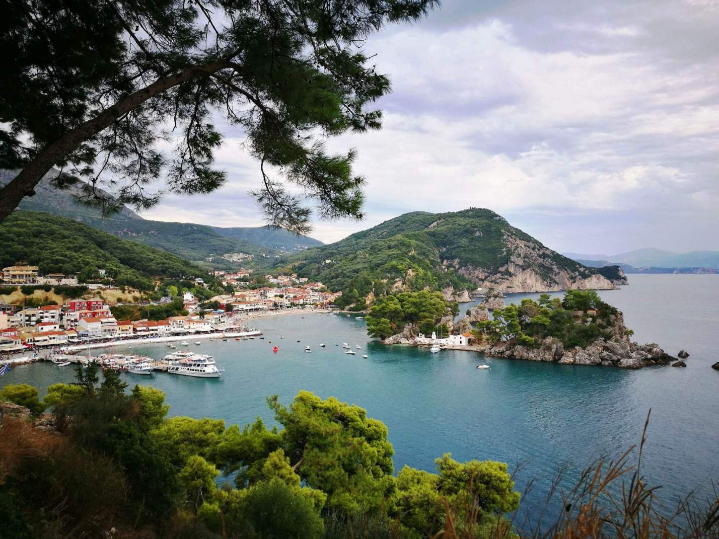 Travel Is Great Parga's Famous Buildings Are The Venetian Castle And Ali Pasa Castle