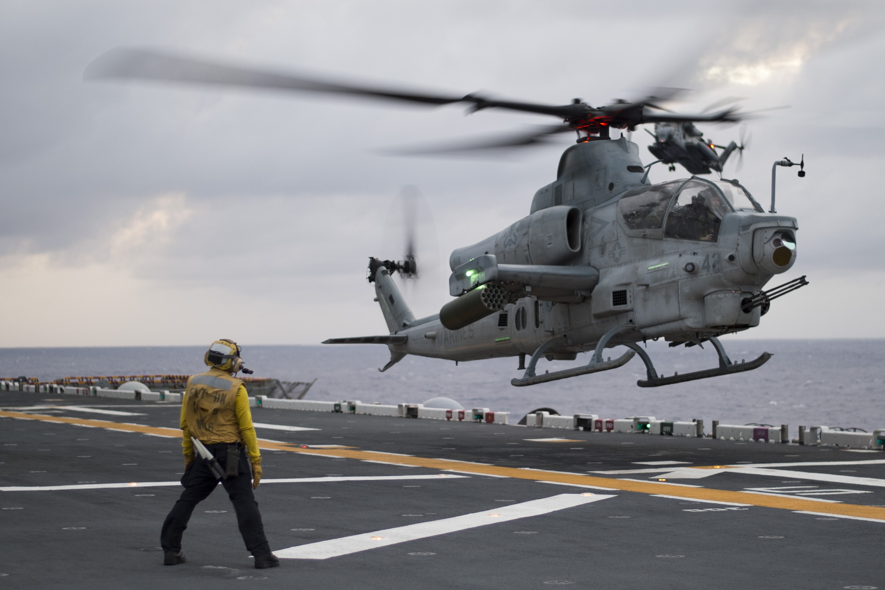 Bell AH 1Z Viper HD Wallpaper And Background