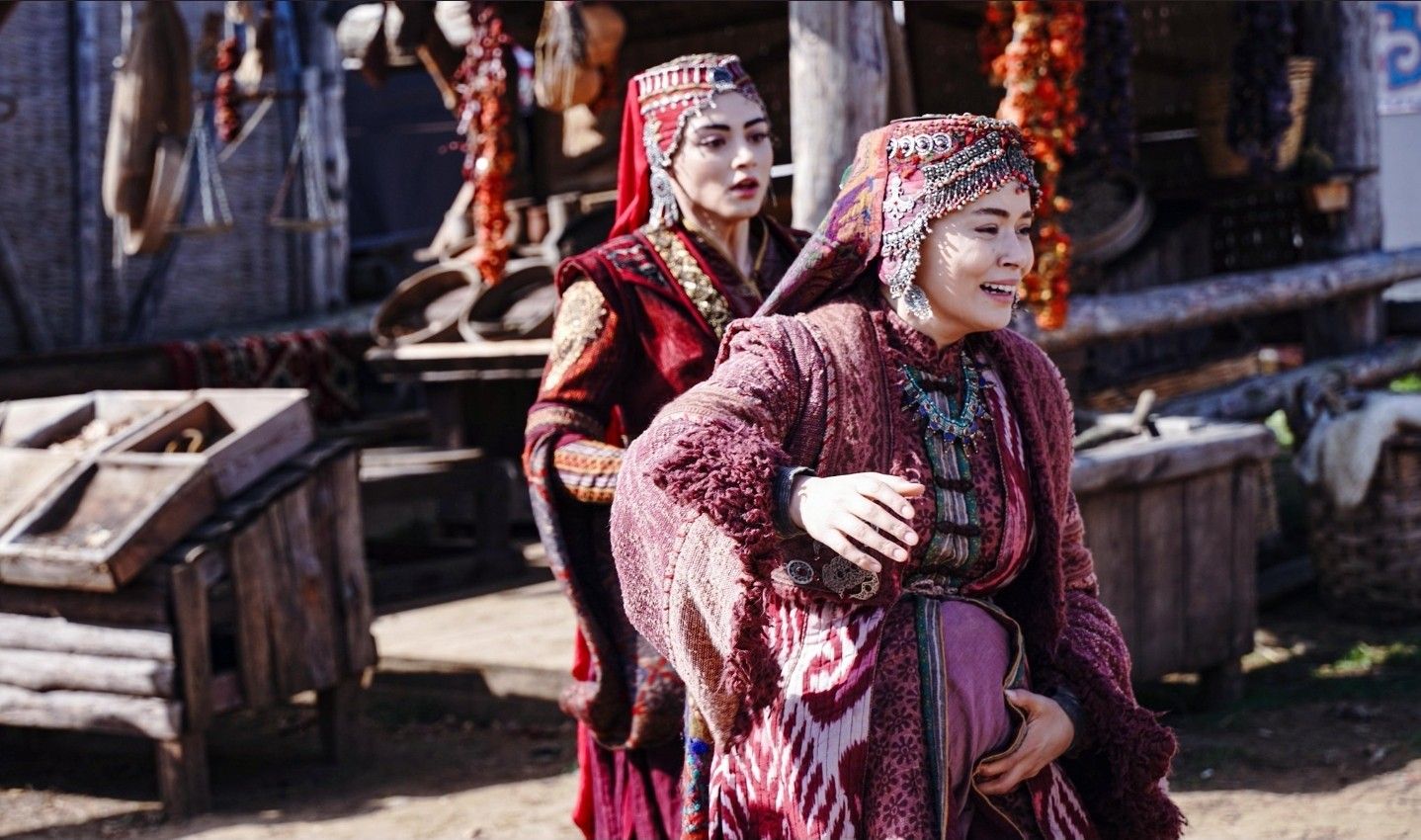Kuruluş Osman Bala Hatun ve Lena Hatun. Kuruluş osman, Osman, Kurlus osman