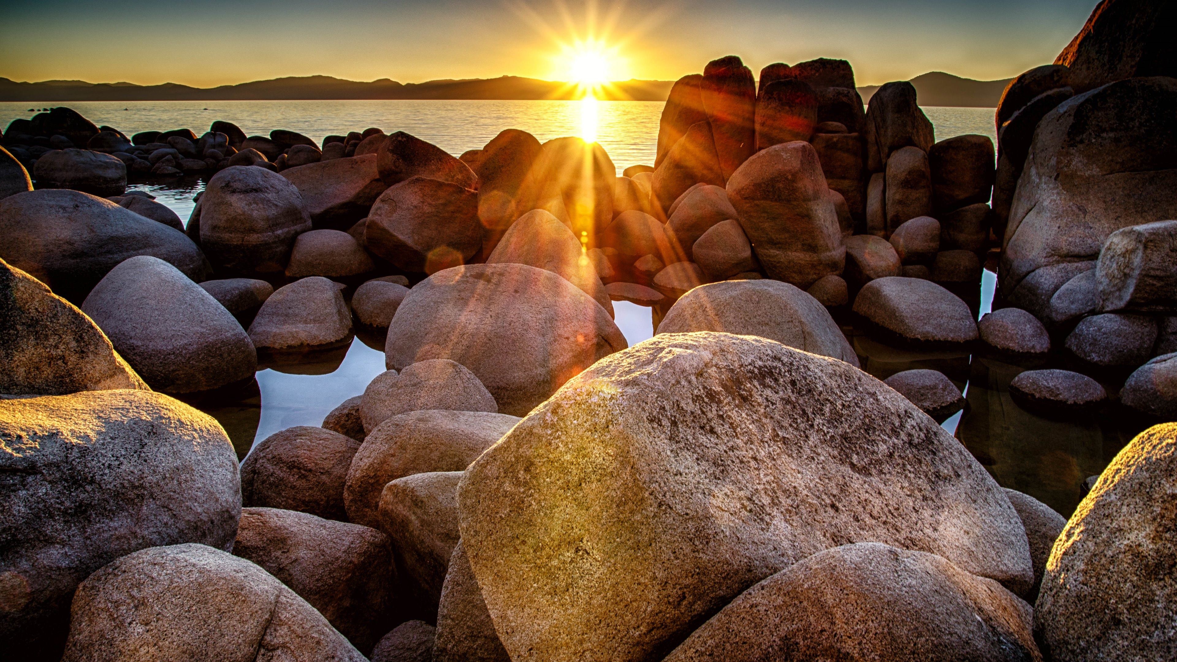 Sunny Rocks Wallpaper