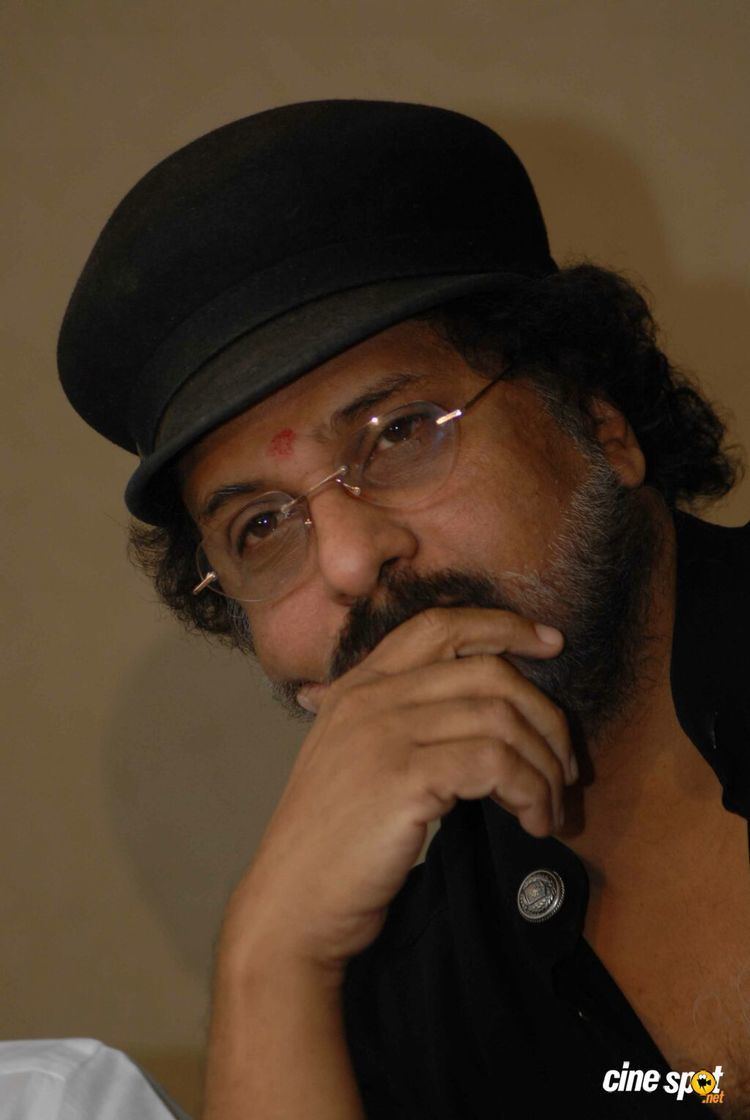 V Ravichandran, The Free Social Encyclopedia