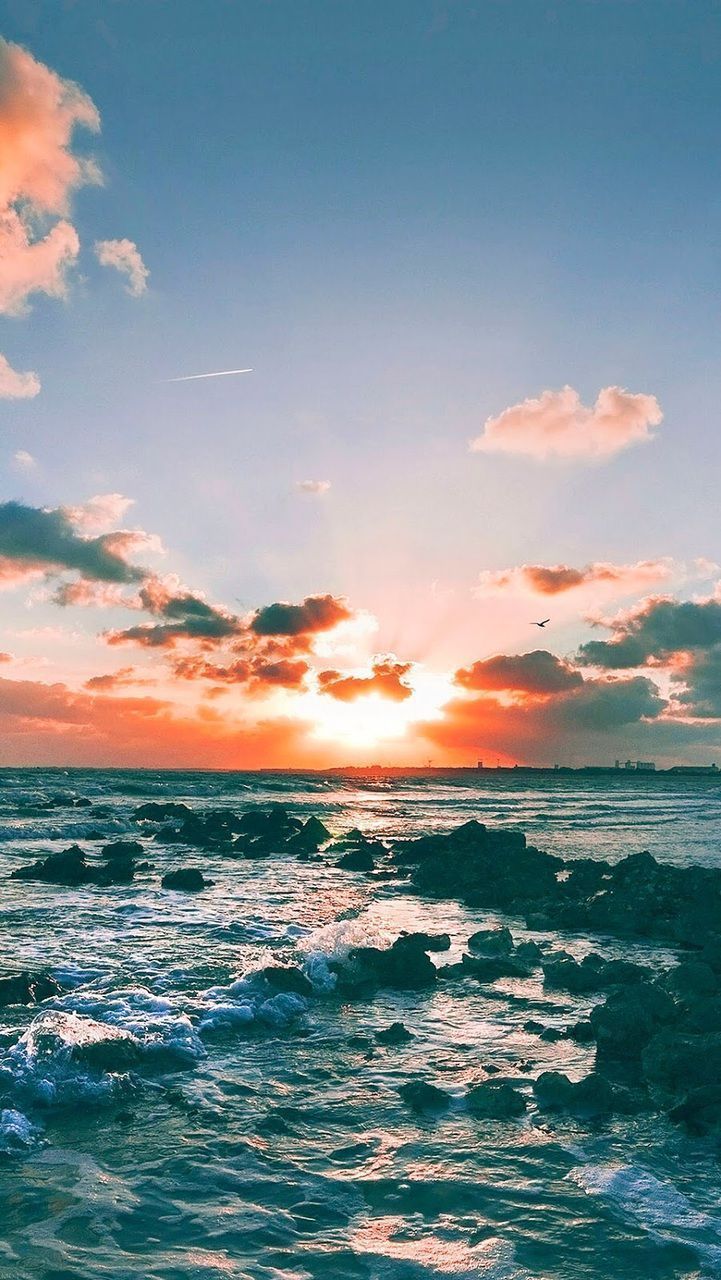 Summer wallpaper for iPhone. Summer wallpaper, Sunset wallpaper, Beach tumblr