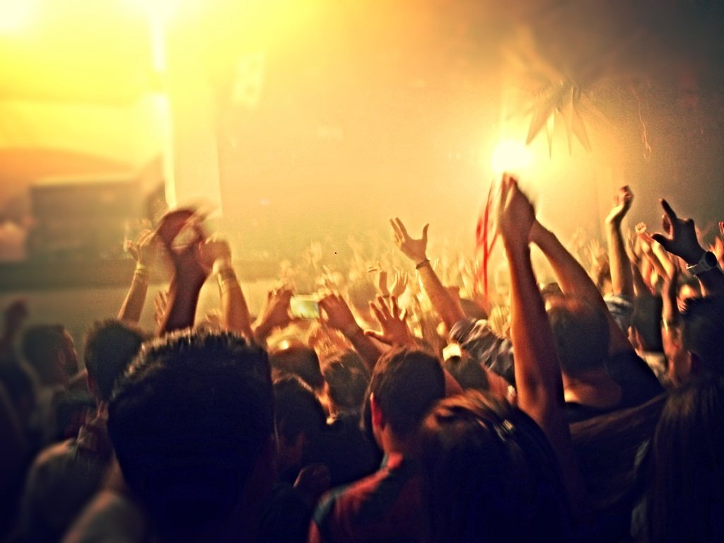 Free download Summer Party Wallpaper Ra end of summer party at [1024x768] for your Desktop, Mobile & Tablet. Explore Summer Party Wallpaper. Summer Wallpaper Background, Free Summer Wallpaper, Summer