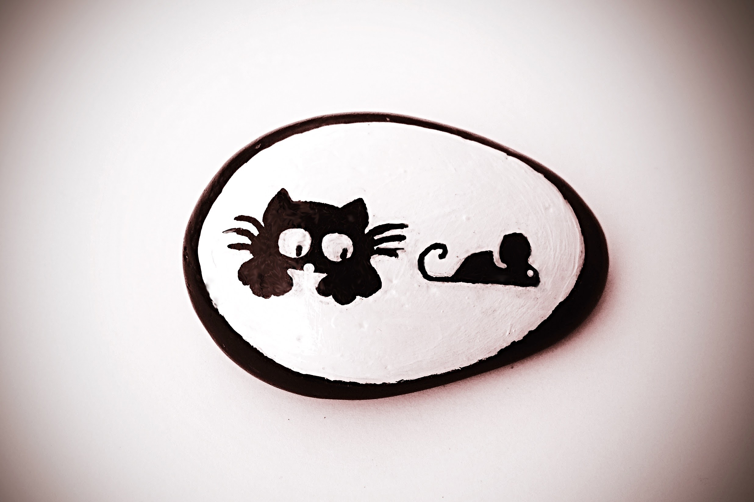 I tawt I taw a putty tat! • DIY original in PiedraCreativa