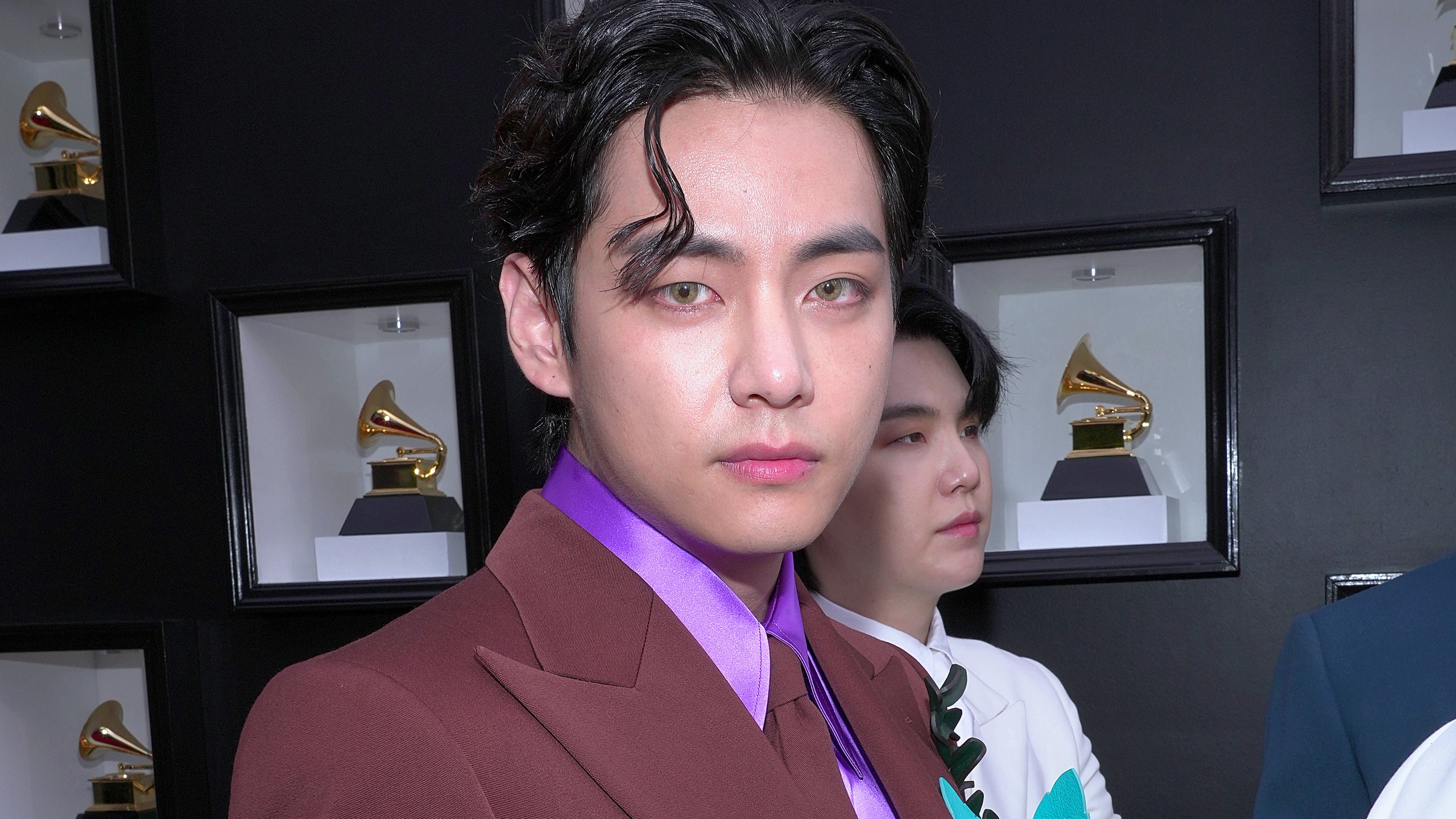 Kim Taehyung from BTS's Hair Strand at the 2022 Grammy Awards Is Going Viral