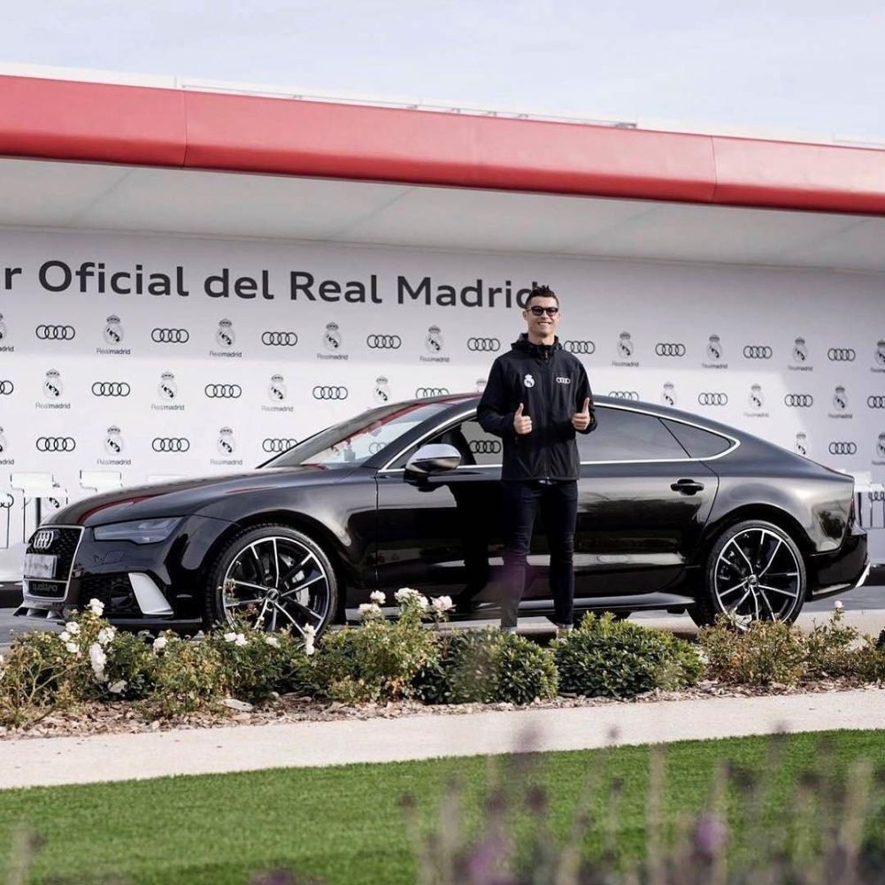 Most Insane cars from the Cristiano Ronaldo's car collection!