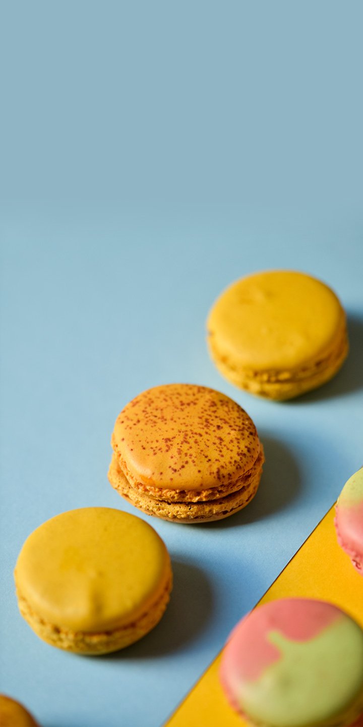 Download LG K40 Stock Wallpaper (HD+)