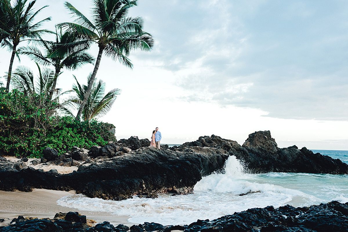 Maui Photography: Laura & Adam's Couple's Session. Jenny Vargas Photography. Maui photography, Maui photographers, Beach engagement