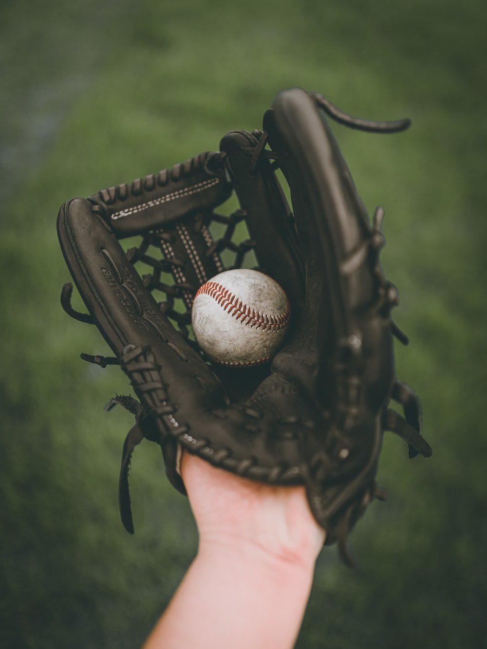 Baseball Gloves Wallpapers - Wallpaper Cave