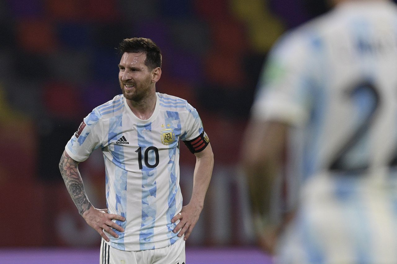 Colombia vs. Argentina: Live stream, start time, how to watch 2022 CONMEBOL World Cup Qualifying (Tues., June 8)