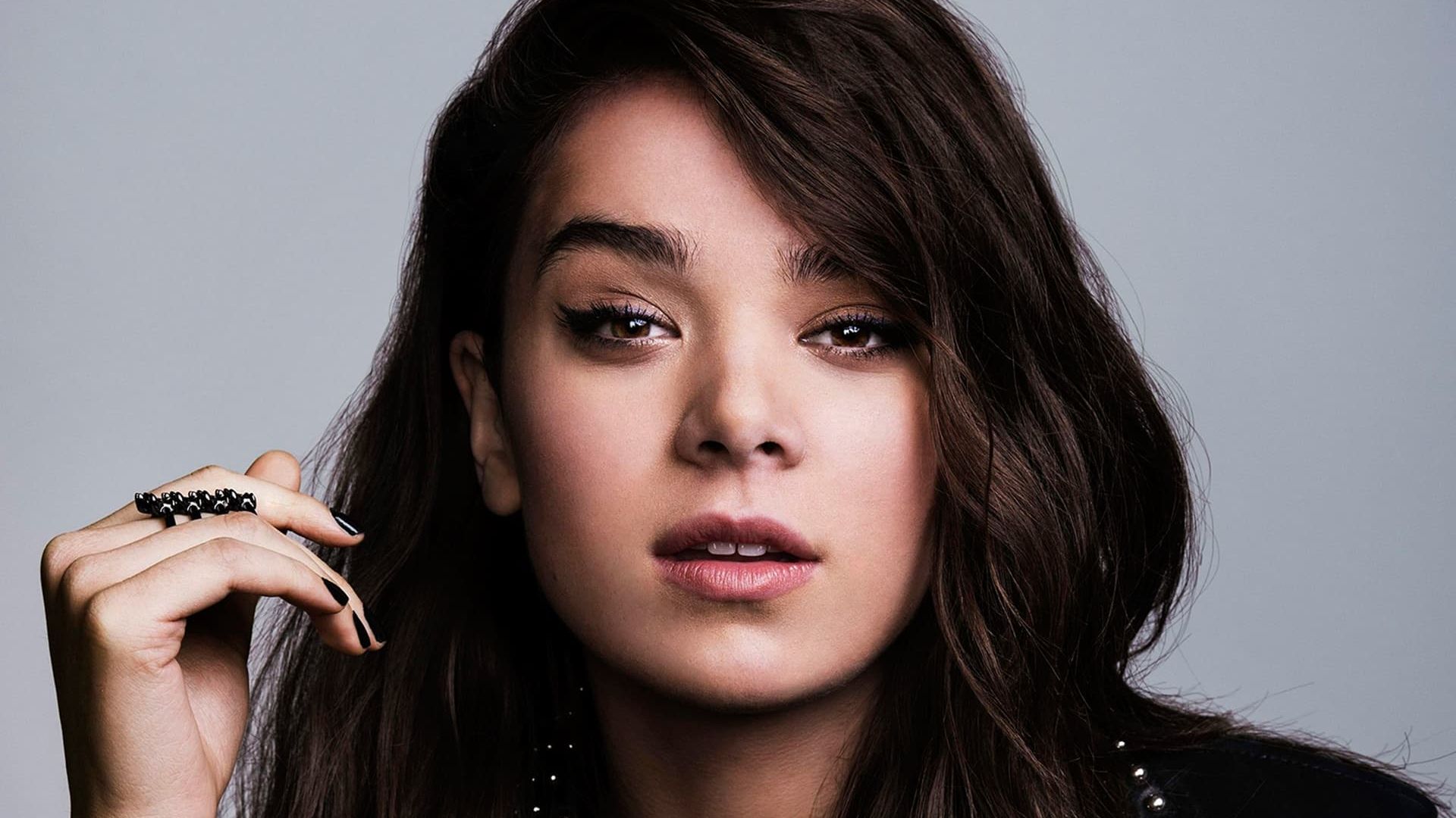 Desktop Wallpaper Brunette, Celebrity, Hailee Steinfeld, Face, HD Image, Picture, Background, 1zjsn2