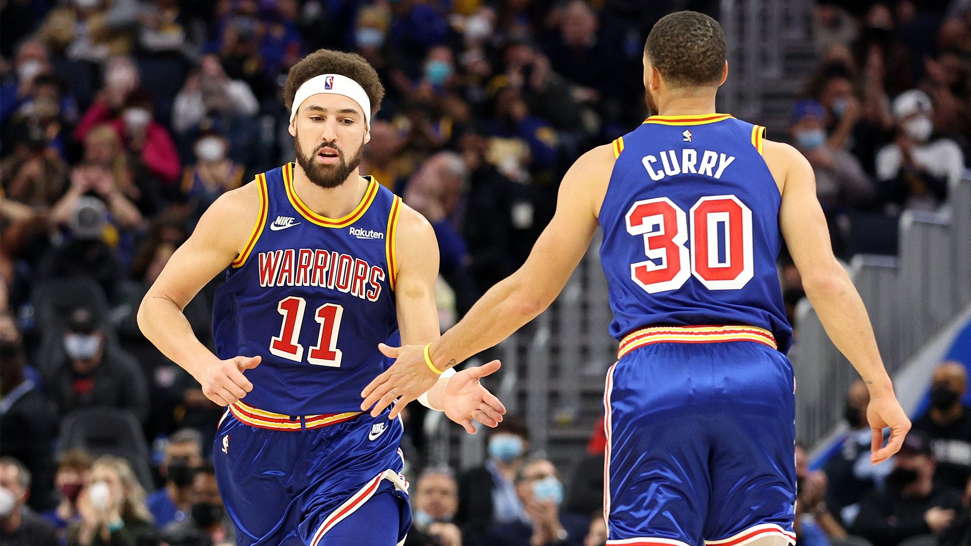Warriors' Steph Curry, Klay Thompson find rhythm against Pistons