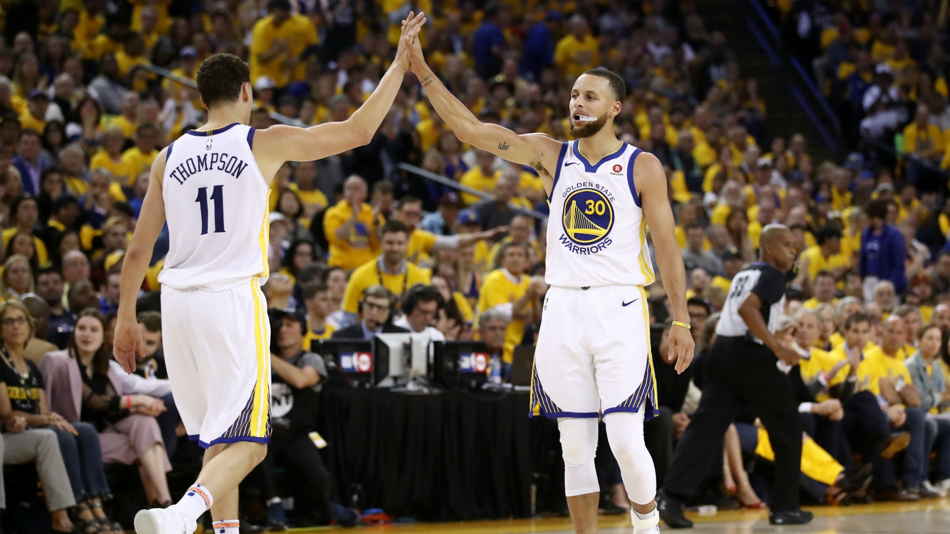 Klay Thompson, Stephen Curry Questionable For Game 1 vs. Rockets With Ankle Injuries