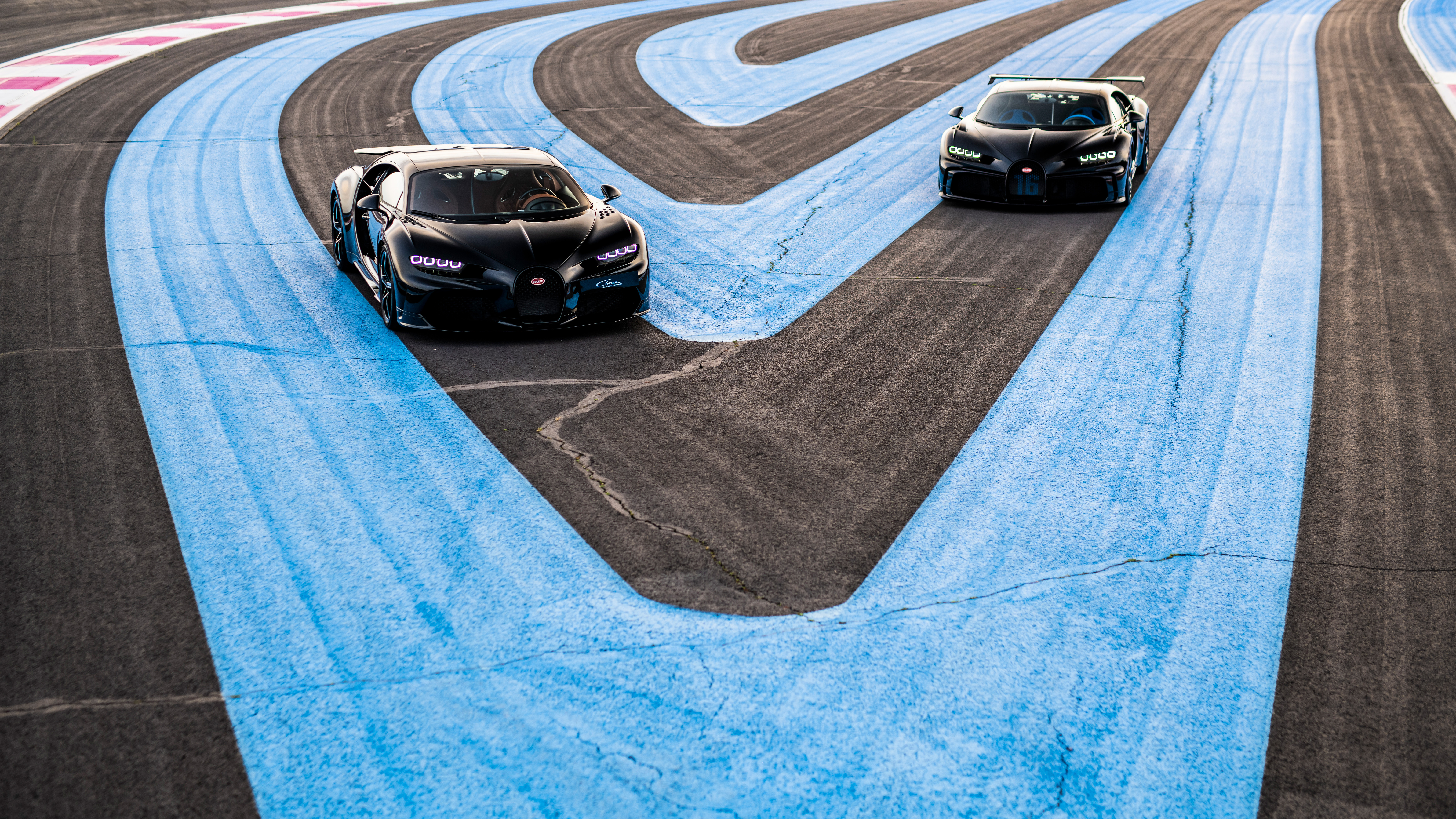 2022 Bugatti Chiron 8k 8k HD 4k Wallpaper, Image, Background, Photo and Picture