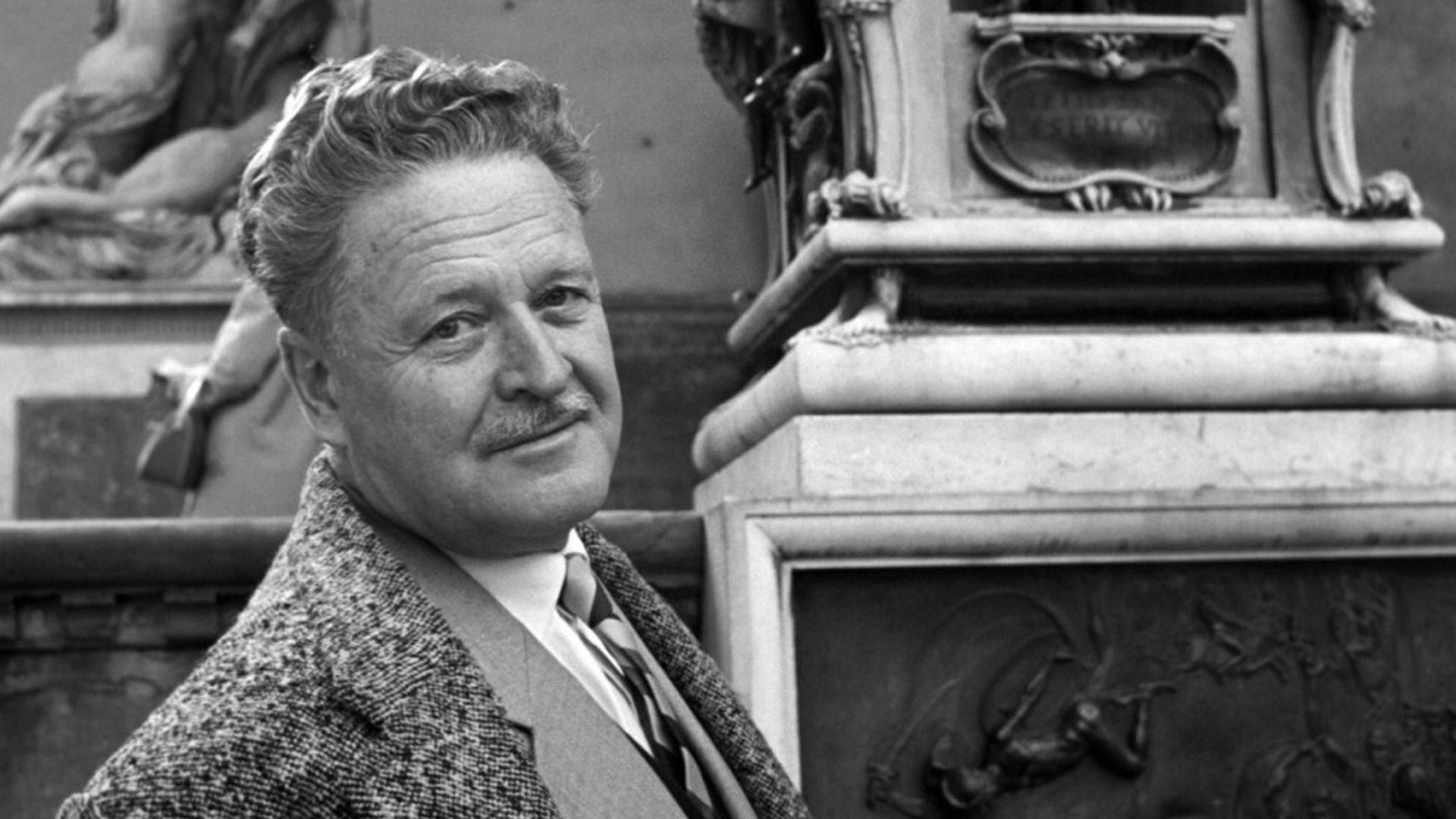 Nazım Hikmet, vefatının 58'inci yıl dönümünde anılıyor