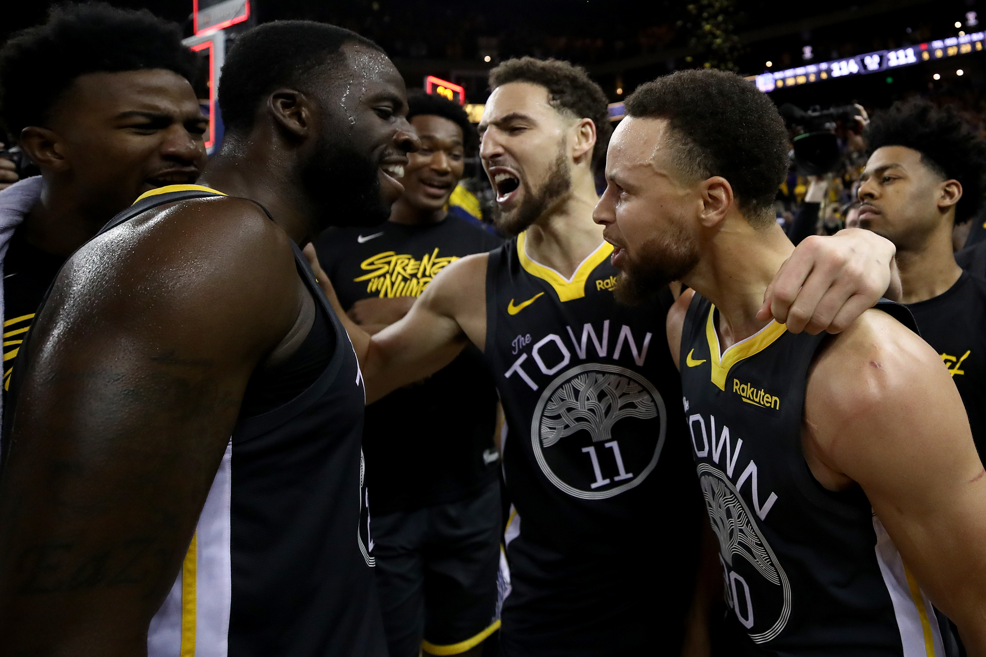 Golden State Warriors: Led by Steph Curry, Warriors will win the NBA tite