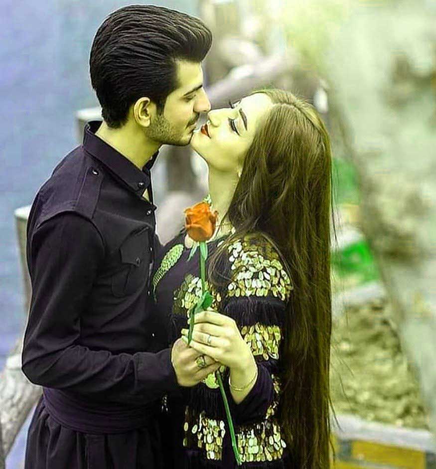 Romantic ) Love Couple Whatsapp DP Image HD