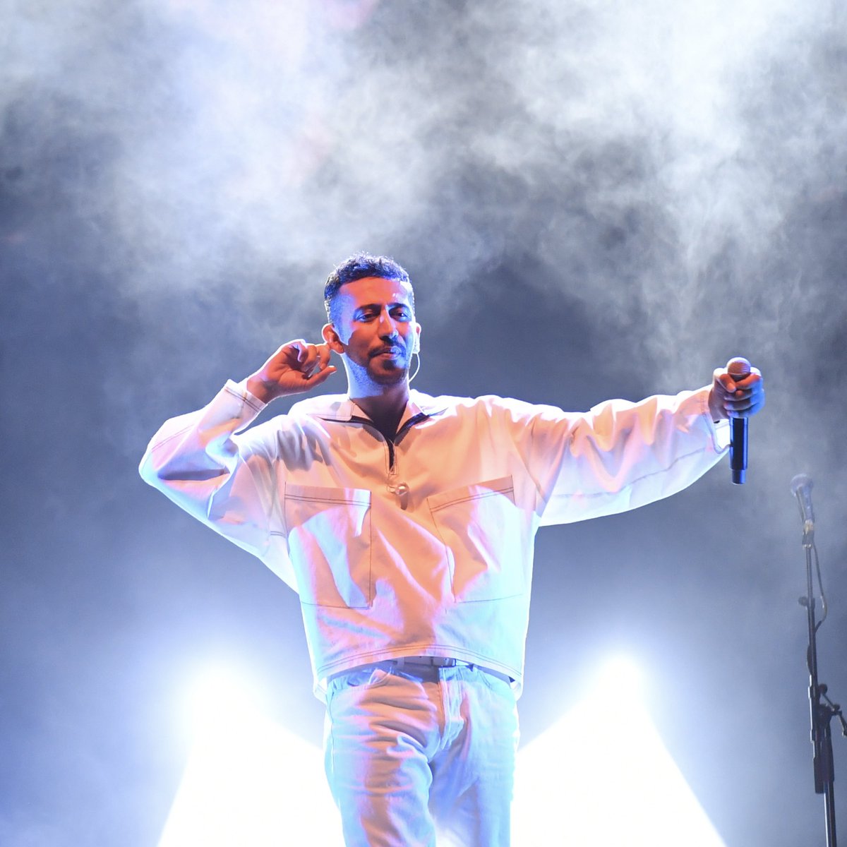 maximumuniq's tweet'le dün akşam Maximum Uniq Açıkhava'da rap rüzgarı esti!