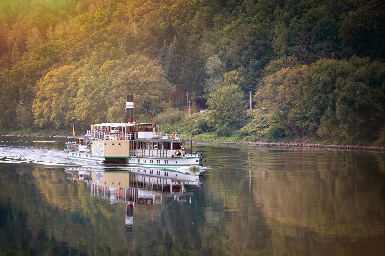 Photos Steamboat Nature antique Riverboat river