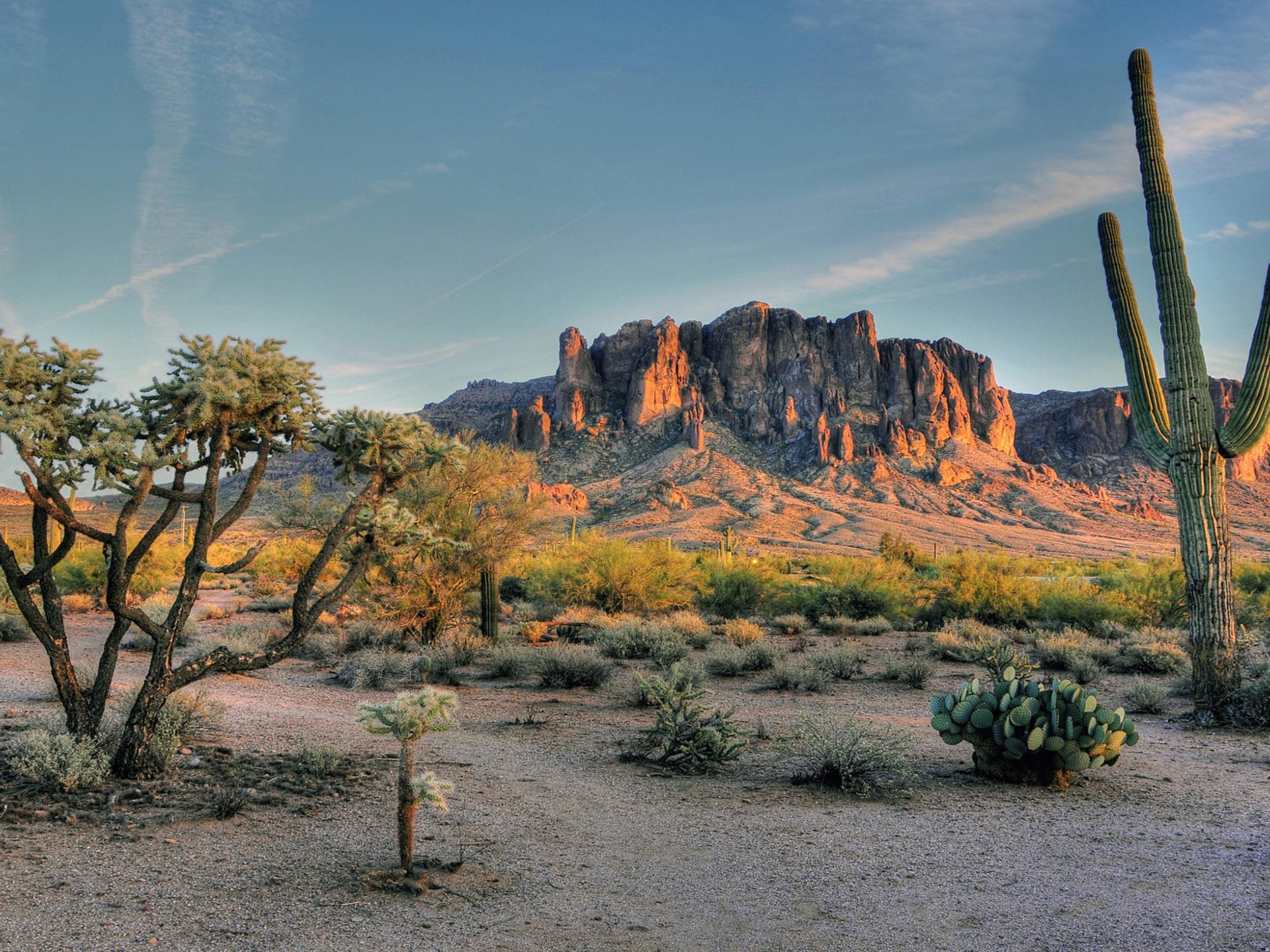 Superstition Mountains Mountain Range In Field Phoenix Arizona Usa Landscape Desert Landscapes Download All 4k Wallpaper Image For Your Desktop Background, Wallpaper13.com