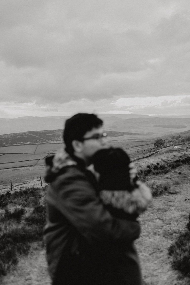 Peak District Engagement Photo in the Rain Sham Photography