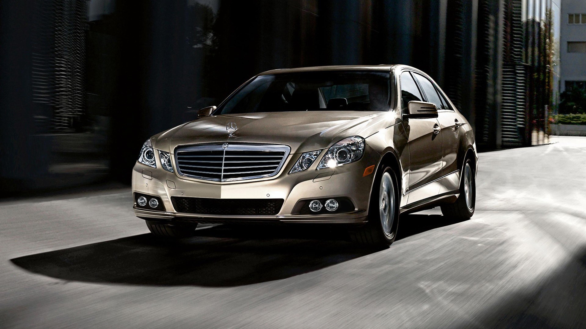 Champagne -2012 Mercedes Benz E Class Saloon HD Wallpaper