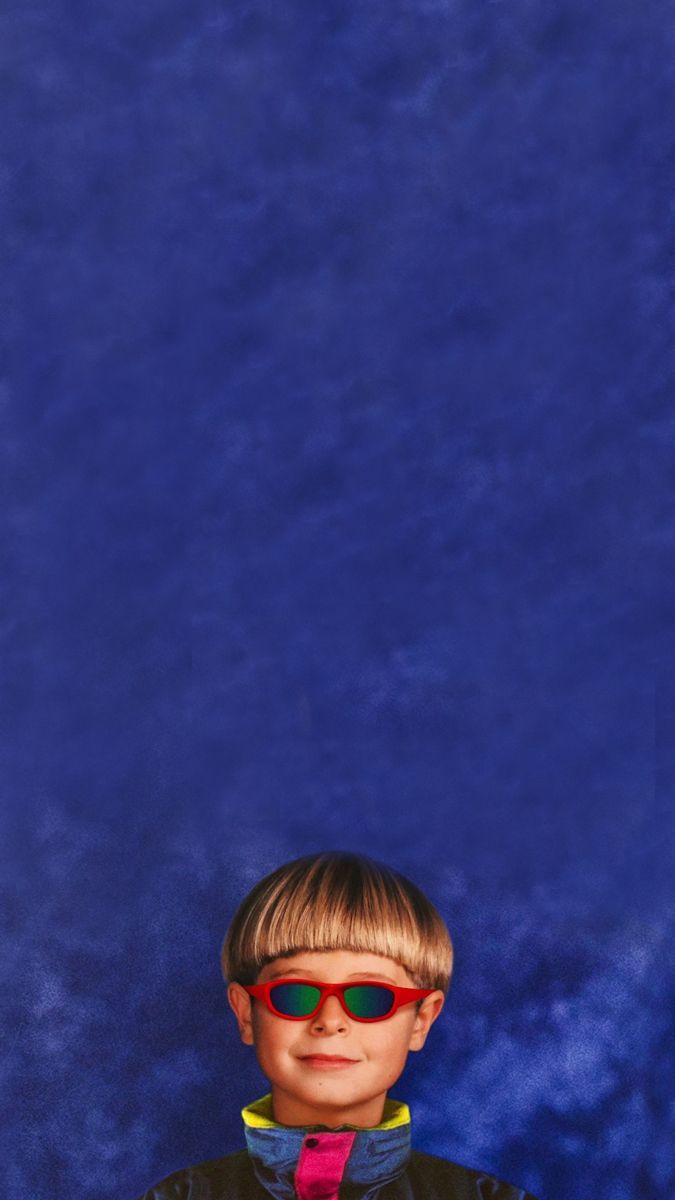 Oliver tree “miracle man” phone wallpaper