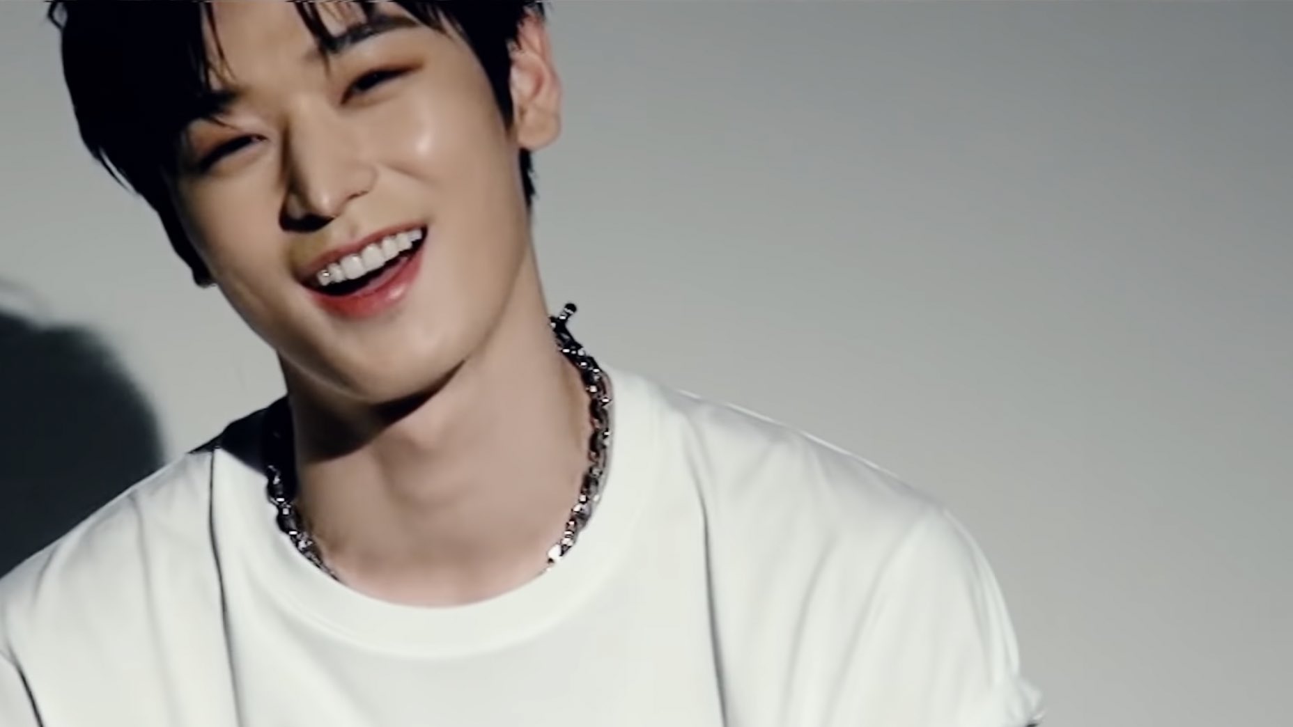 juyeon pics is such a good boy