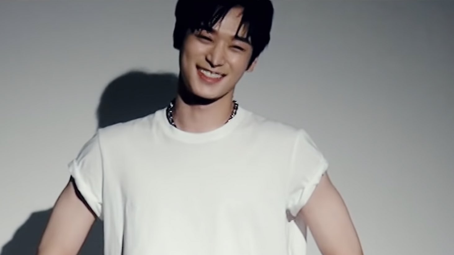 juyeon pics is such a good boy