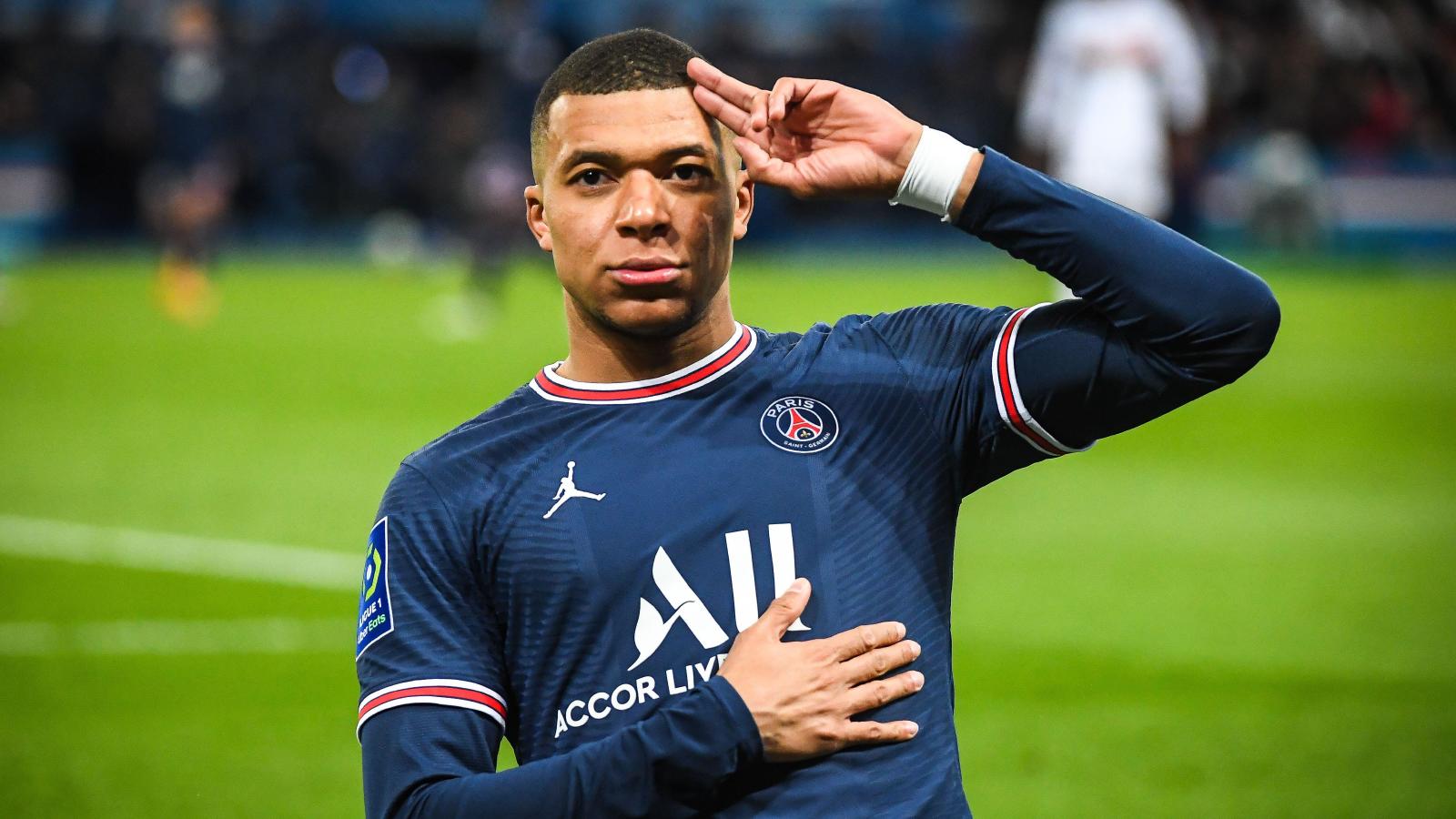 Kylian Mbappe snubs Real Madrid as PSG announce contract extension with the World Cup winner