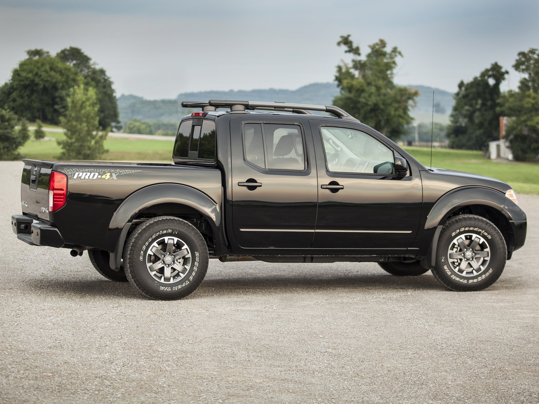 Free download 2009 Nissan Frontier Pro 4X Crew Cab D40 pickup f wallpaper [2048x1536] for your Desktop, Mobile & Tablet. Explore Nissan Frontier Wallpaper. Nissan Wallpaper, 370Z Wallpaper High