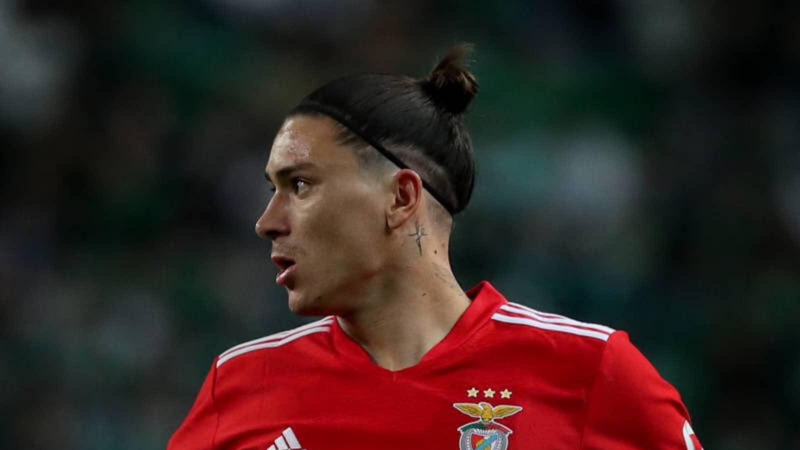 Manchester United Annexes The Transfer Queue of Benfica Striker Darwin Nunez