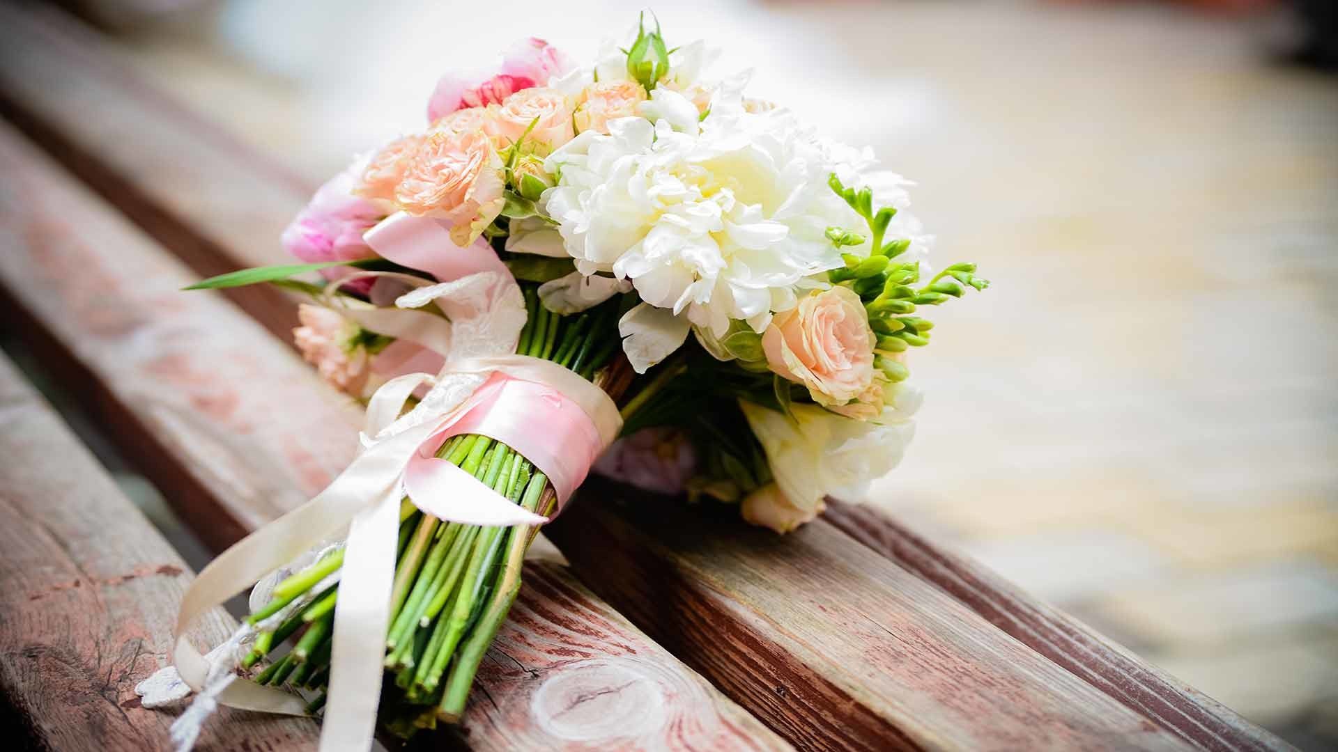 Wedding Roses Wallpaper