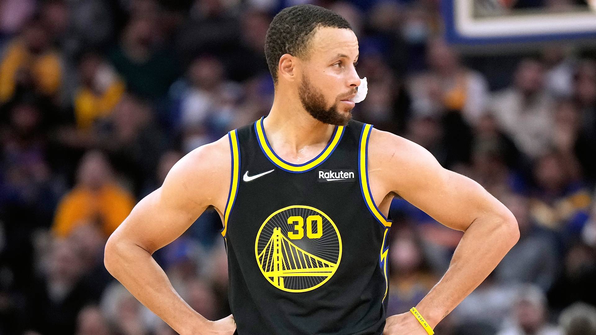 Stephen Curry injury update: Will Warriors star play in Game 1 of 2022 NBA Playoffs series vs. Nuggets?