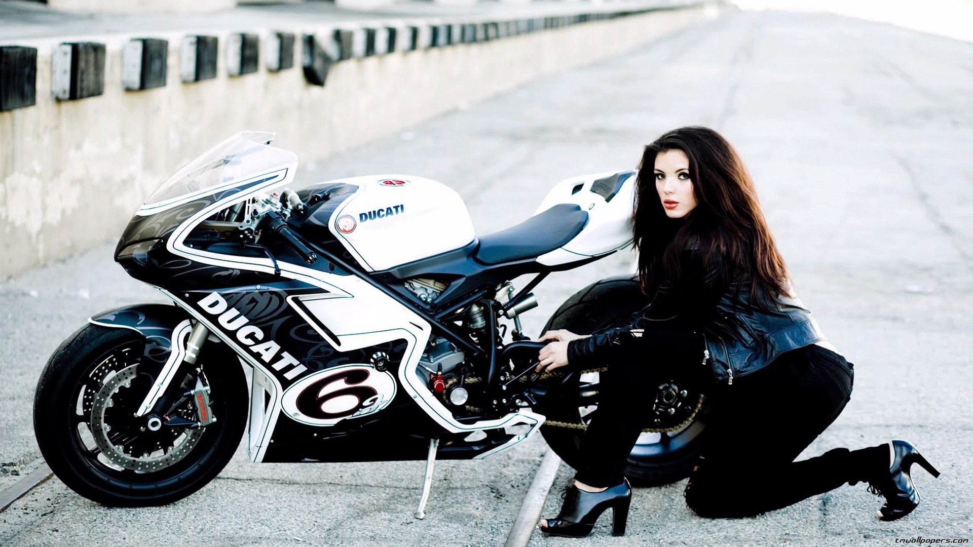 Motorcycle Girl Wallpaper