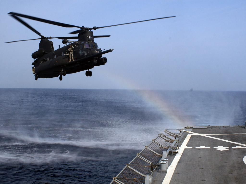 Picture Desktop Wallpaper. Chinook helicopters, Military helicopter, Chinook