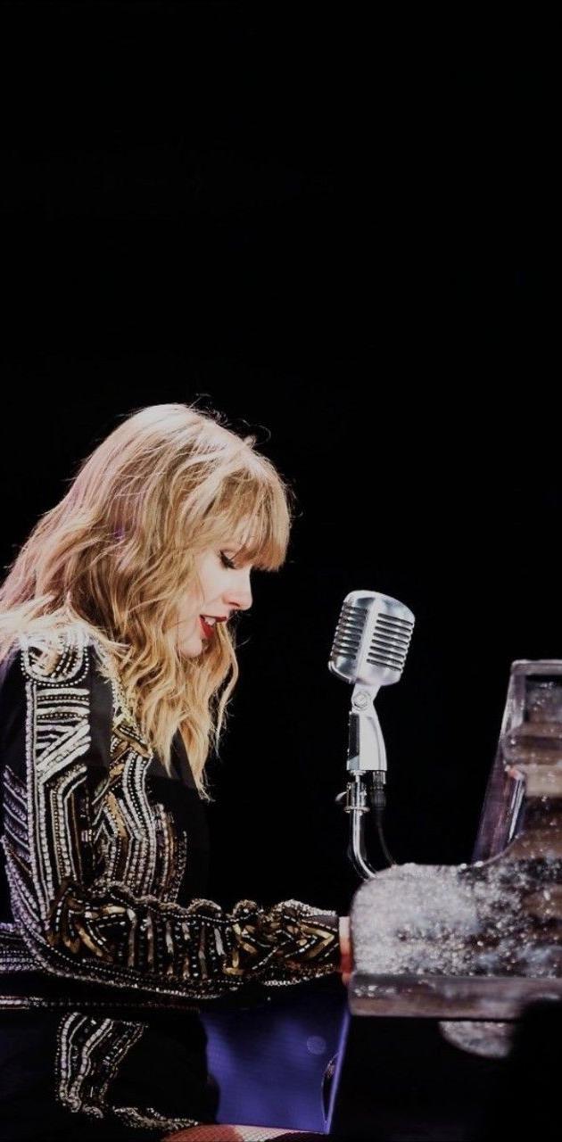 Taylor Swift piano wallpaper