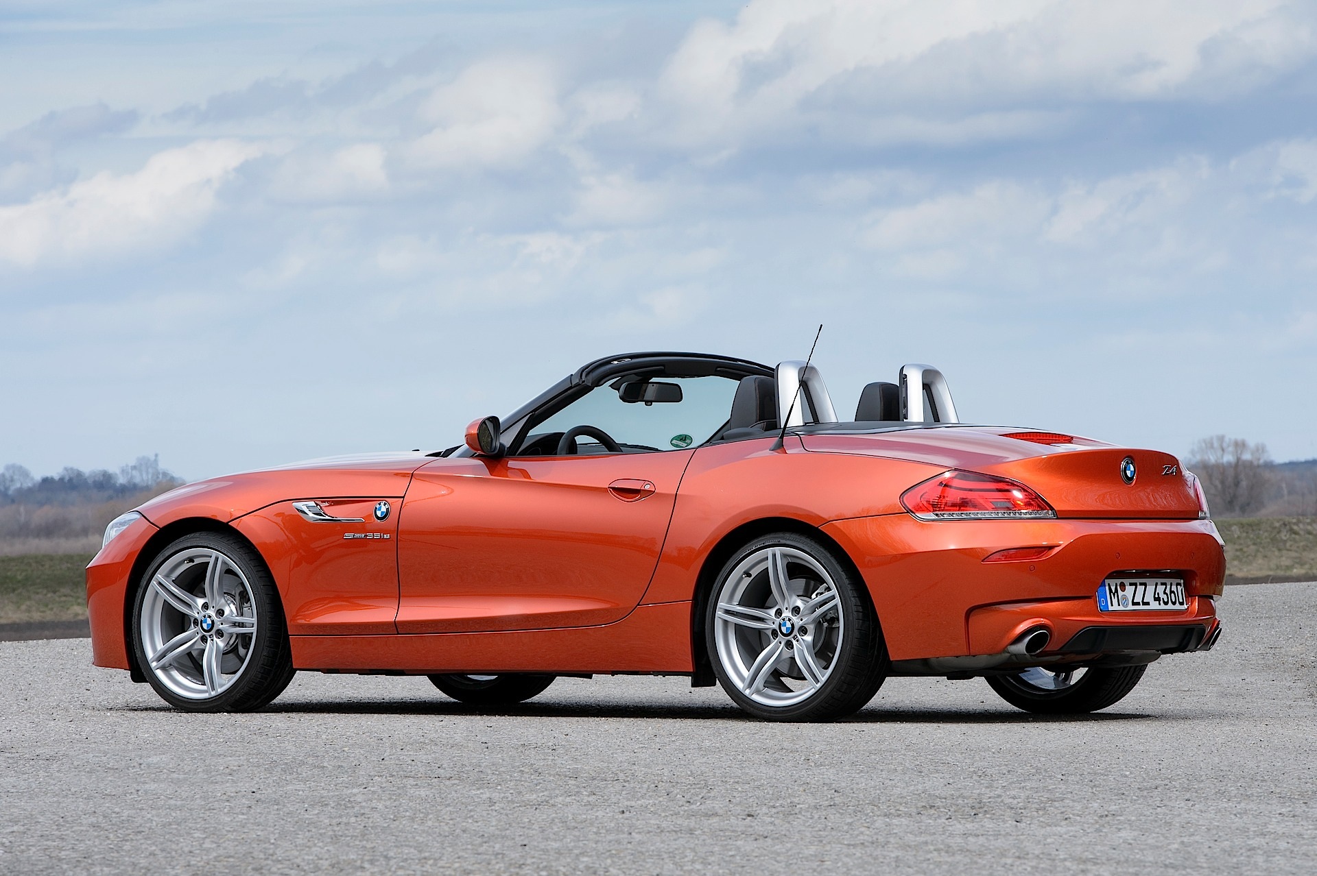 LCI BMW E89 Z4 Poses for new Photo Shoot