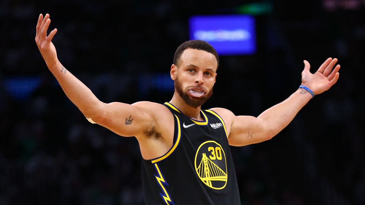 NBA Finals: Steph Curry's 43 Point Masterpiece Helps Golden State Warriors Level Series With Boston Celtics