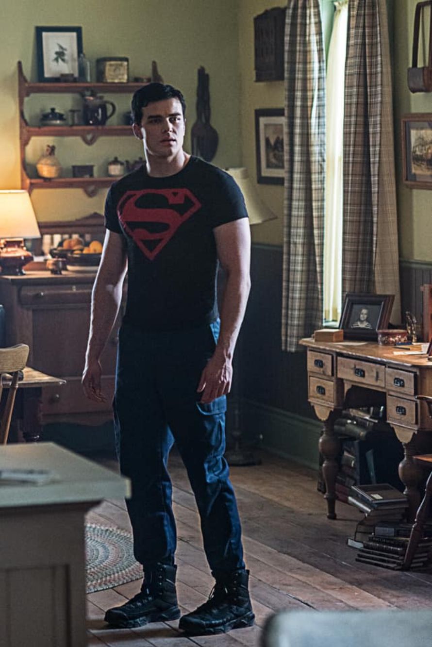 OMG, his butt: Joshua Orpin in 'Titans'