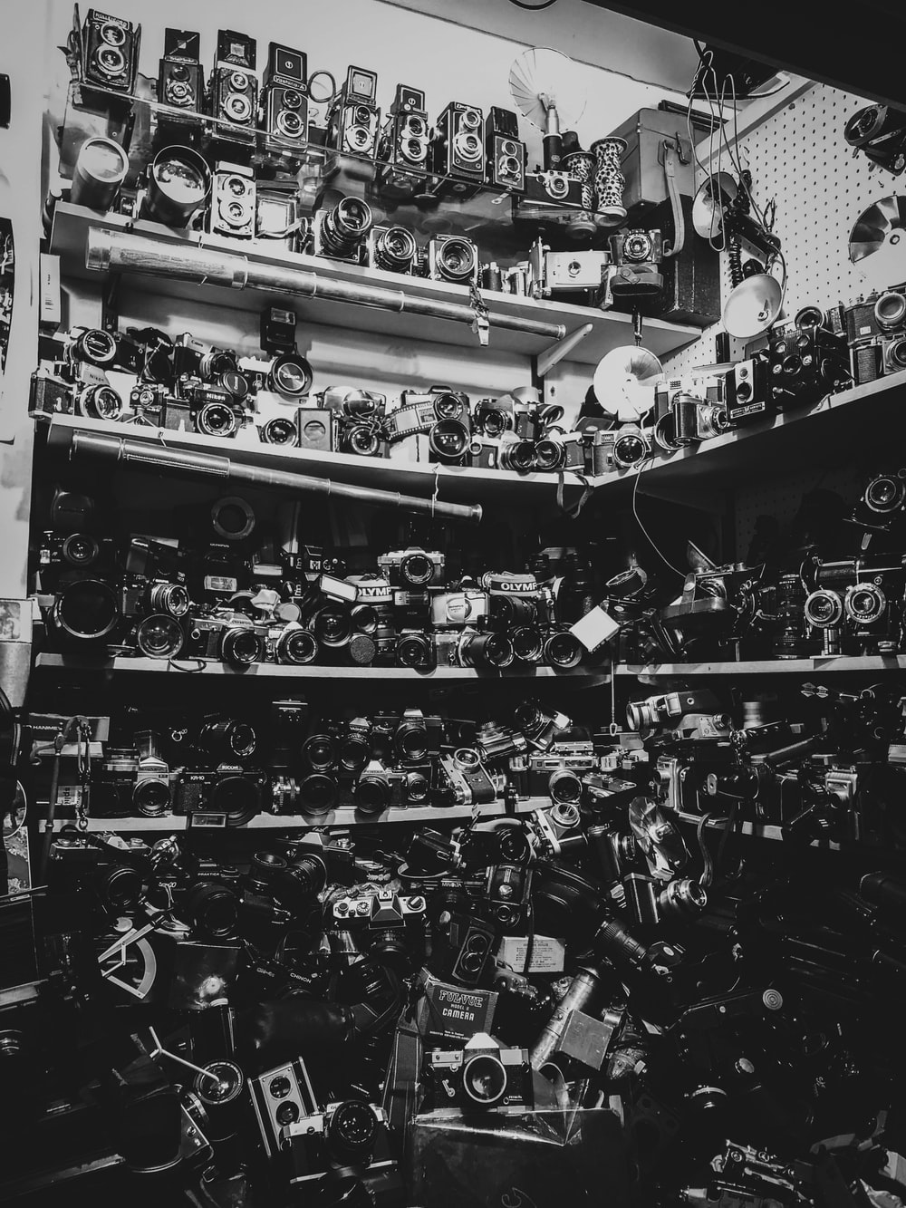 Black and White Movie Wallpaper Free Black and White Movie Background