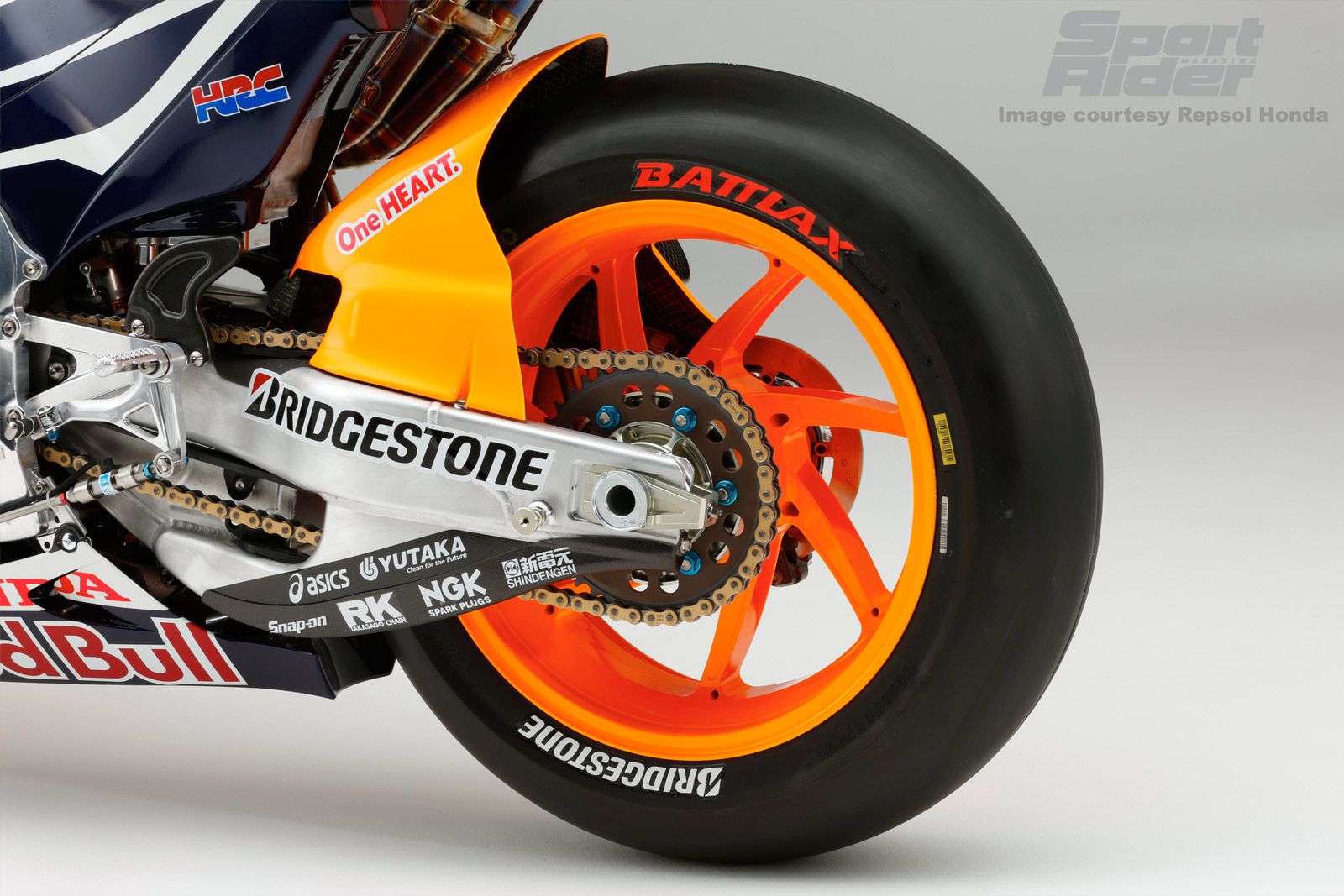 Image Gallery: 2015 Honda RC213V