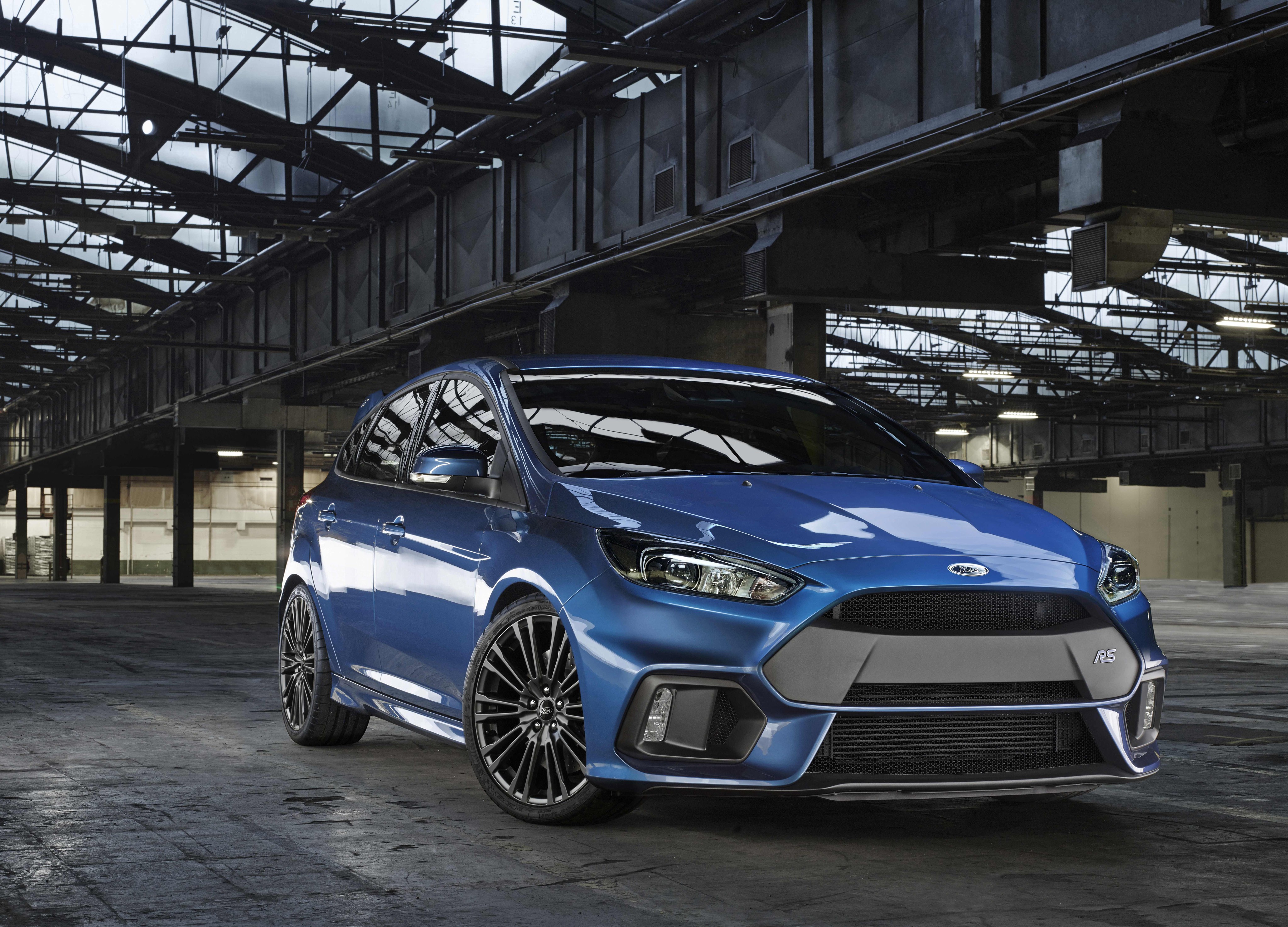 FORD Focus RS specs & photo, 2017, 2018, 2019, 2020, 2021, 2022