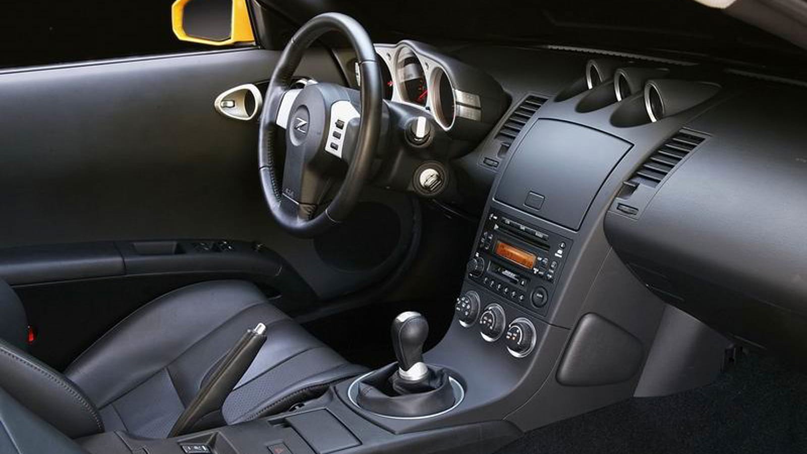 2003 2008 Nissan 350Z. Used Vehicle Spotlight