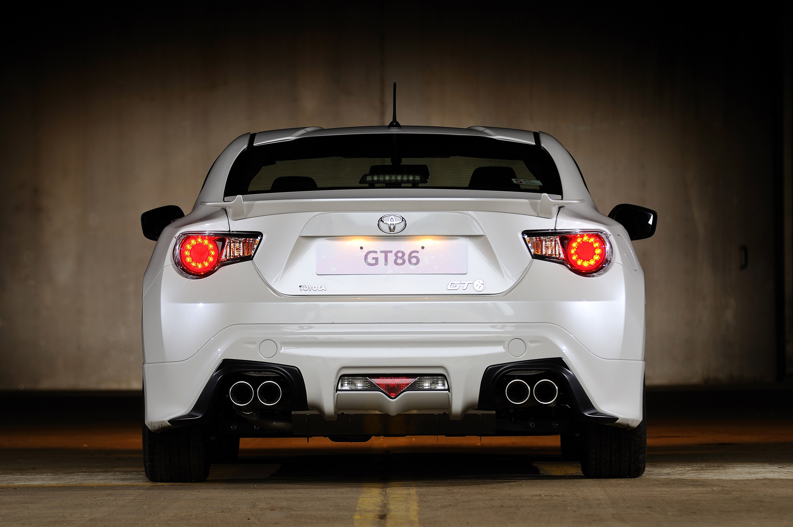 Toyota GT86 TRD (2013) Picture 4 of 6